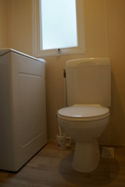 WC séparés du mobil home IRM Saphir panoramique 2011