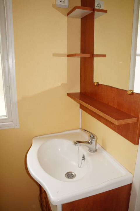 salle de bain lavabo irm super mercure résidentiel 2003
