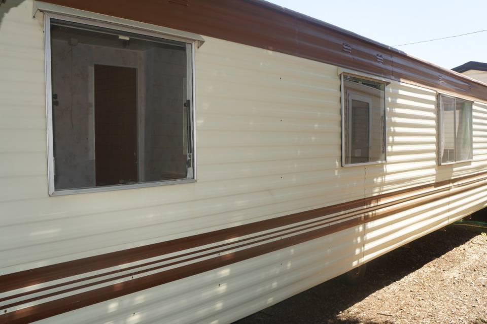 Exterieur façade arrière du mobil home willerby granada 28