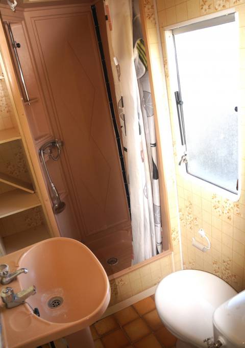 salle de bain du mobil home willerby granada 28