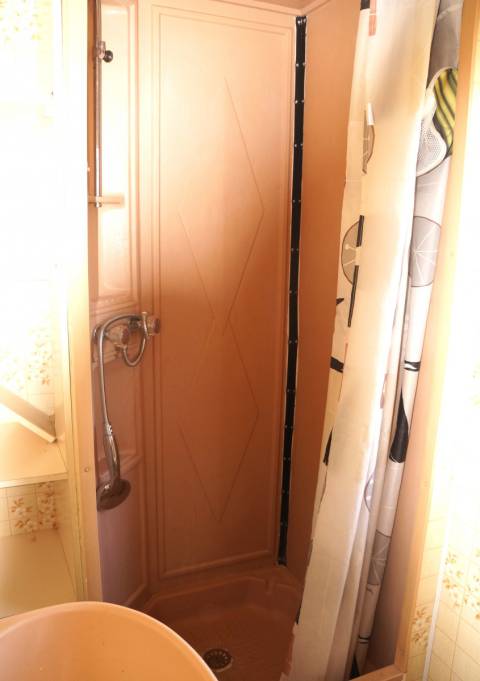 douche du mobil home willerby granada 28