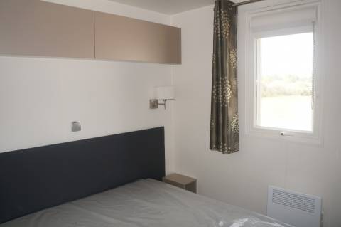 chambre parentale du mobil home ohara 830 résidentiel 2015