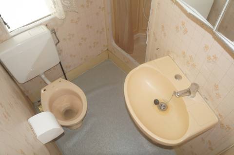 salle de bain du mobil home willerby keycamp 1993