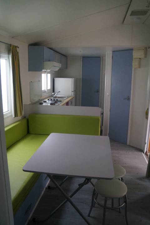 séjour-cuisine du mobil home Sun Roller Eva Océanic 2007