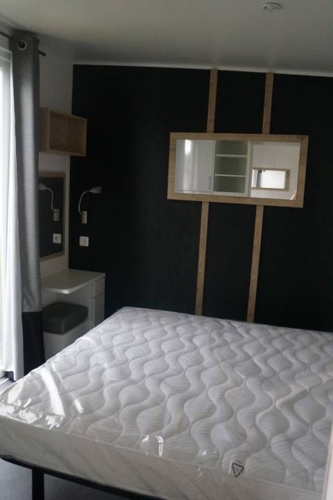 la suite parentale du mobil home neuf Louisiane Taos 2015