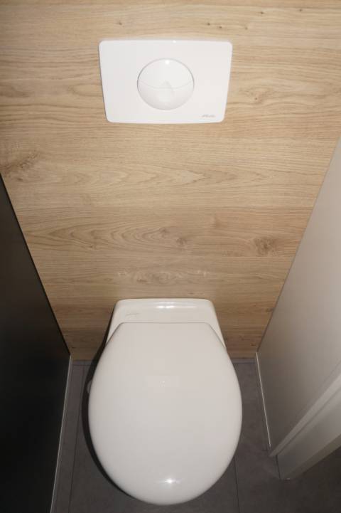 les WC suspendus du mobil home neuf Louisiane Taos 2015