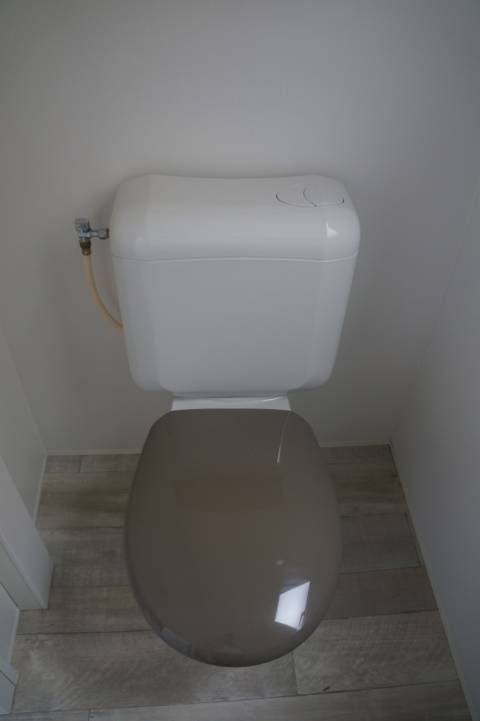 les sanitaires du mobil home neuf IRM Super Titania Regular 2 chambres 2016