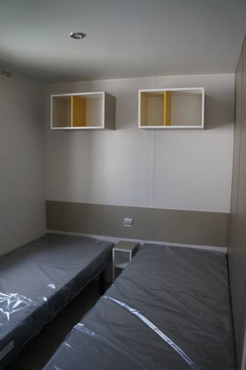 chambre enfants du mobil home neuf IRM Super Mercure 2 chambres 2016