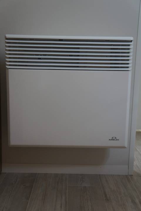 radiateur électrique du mobil home neuf Louisiane Déclik 2 chambres 2014