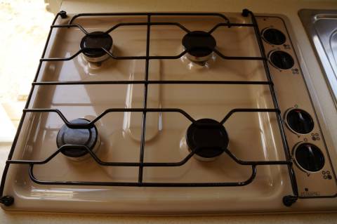 plaque cuisson 4 feux gaz du mobil home occasion BK Bluebird Azur 2 chambres