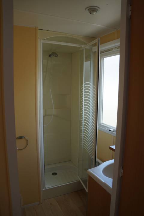 salle de bains du mobil home occasion IRM Super Mercure Standard 2003