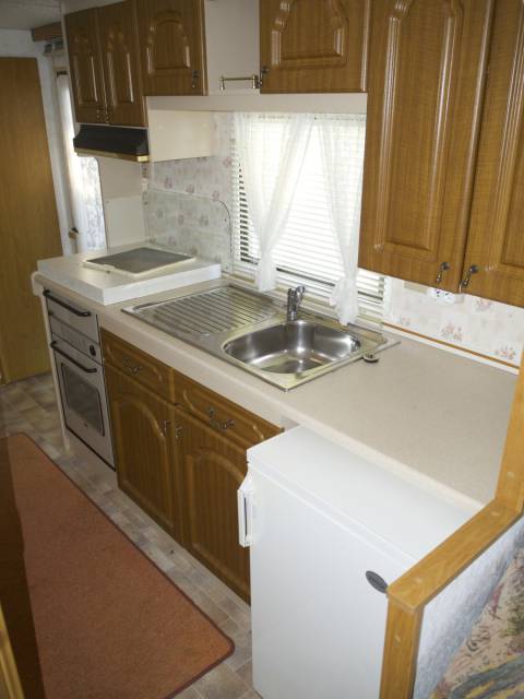 cuisine équipée du mobil home d'occasion ABI Montrose 8.50m