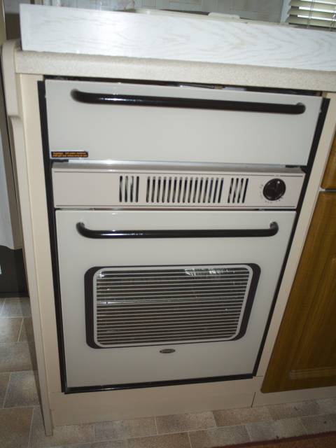 four gaz du mobil home d'occasion ABI Montrose 8.50m 