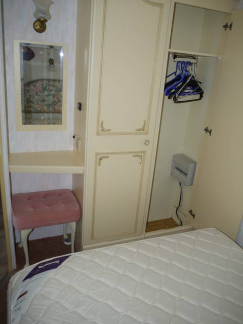 armoire penderie du mobil home d'occasion ABI Montrose 8.50m 