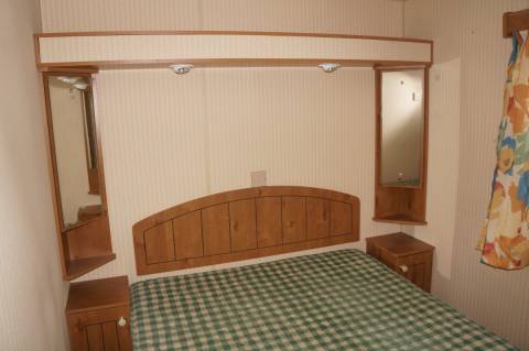 Chambre 2 personnes mobil home occasion WILLERBY Gold 2001