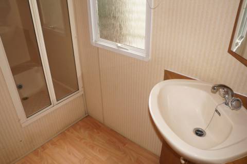 Salle d'eau mobil home occasion WILLERBY Gold 2001