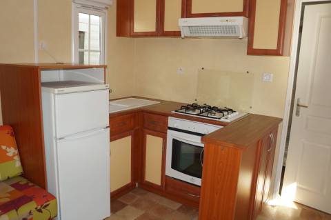 Vue d'ensemble cuisine mobil home occasion IRM Super Titania 2002