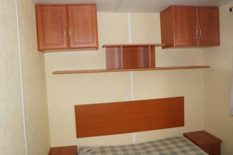 Tête de lit chambre parental mobil home occasion IRM Super Titania 2002