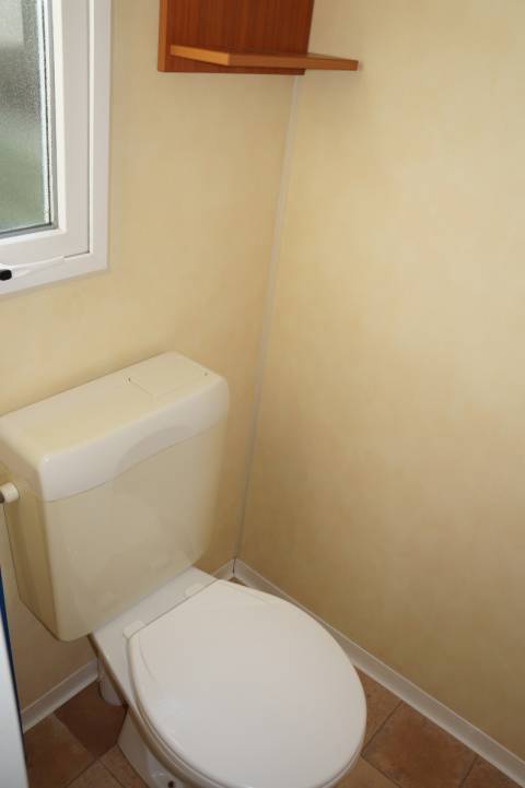 Toilette mobil home occasion IRM Super Titania 2002