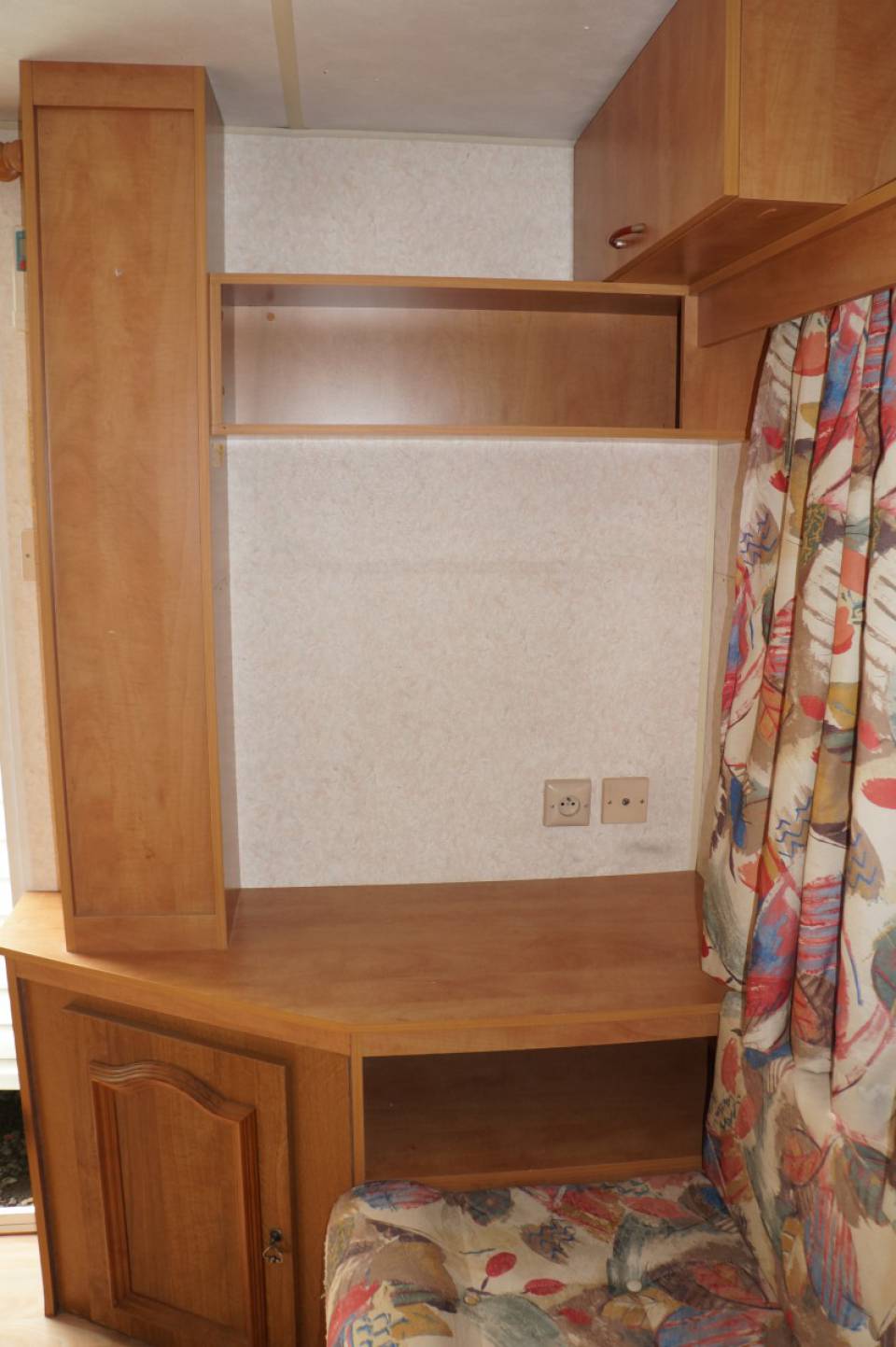 meuble TV mobil home occasion WILLERBY Granada28 2 chambres