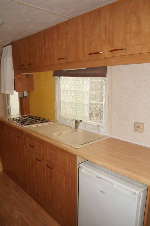 Cuisine équipée mobil home occasion WILLERBY Granada28 2 chambres
