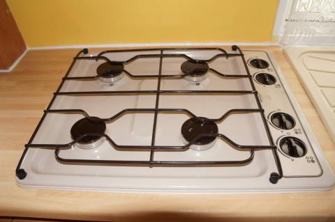 Plaque 4 feux gaz mobil home occasion WILLERBY Granada28 2 chambres