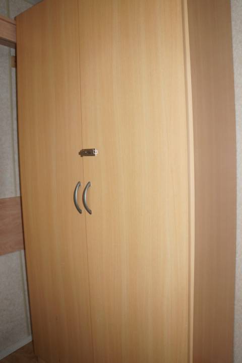Armoire penderie chambre enfant mobil home occasion WILLERBY Granada28 2 chambres