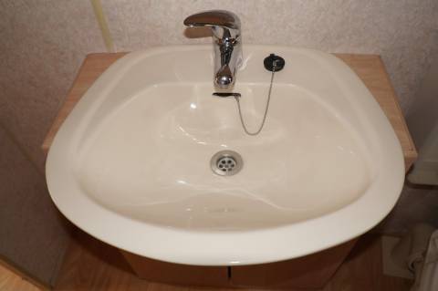 Lavabo avec meuble mobil home occasion WILLERBY Granada28 2 chambres