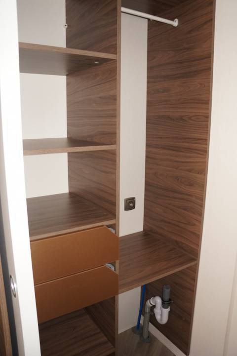 Armoire penderie chambre confort mobil-home IRM Long Island 2 chambres 2017