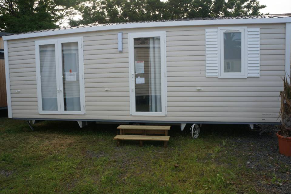 Entrée du mobil-home IRM Super Mercure Riviera 2017