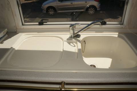 Evier résine mobil-home occasion BK Blue Bird Super Caprice