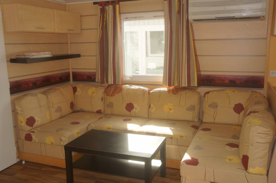 Salon mobil-home occasion IRM Super Constellation Confort