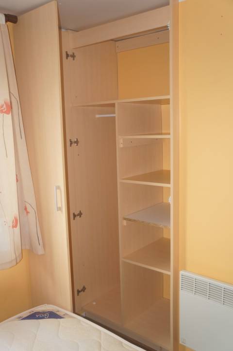 Penderie chambre parentale mobil-home occasion IRM Super Constellation Confort