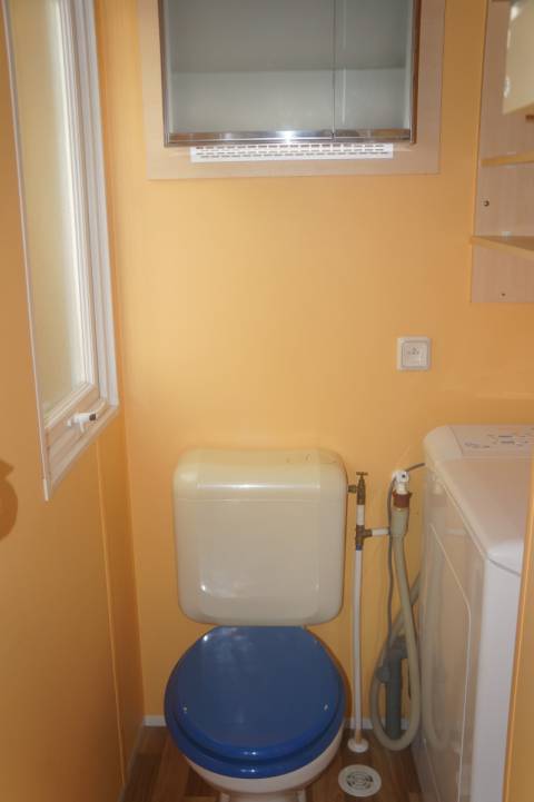 Toilette mobil-home occasion IRM Super Constellation Confort
