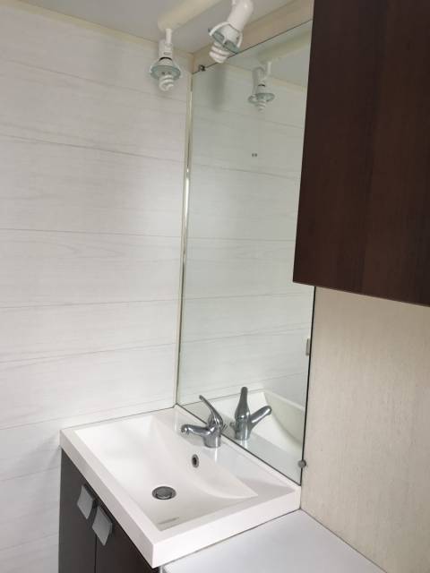 La salle de bain des parents du mobil-home d’occasion O'Hara 834 2s 2007