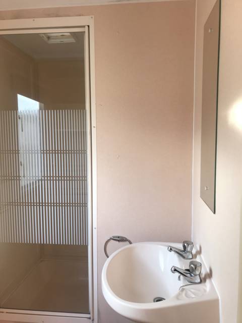 La salle de bain du Mobil Home d'occasion ATLAS Sahara 2003