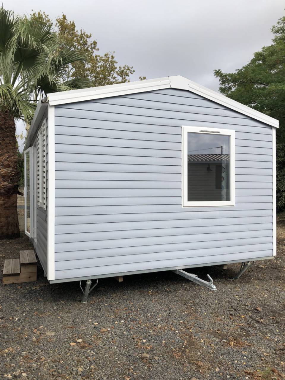 Pignon 4m de large mobil home d'occasion IRM Super Mercure Famille 2012.