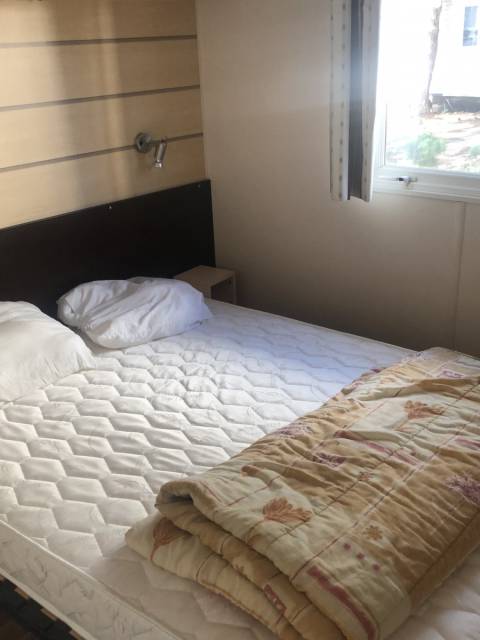 Chambre parentale mobil home d'occasion IRM Super Titania 2CH