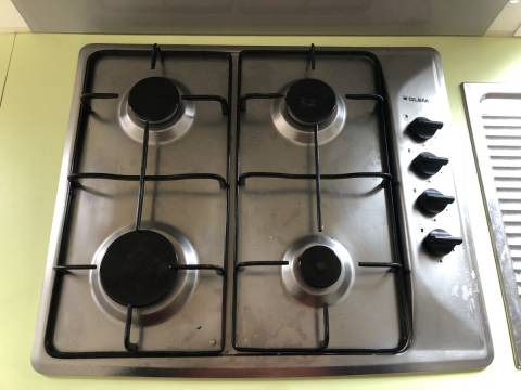 Plaque de cuisson 4 feux gaz du mobil home d'occasion IRM super mercure 2CH