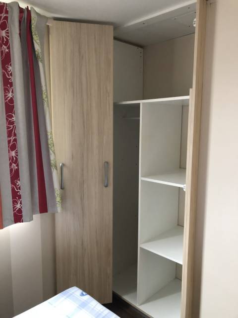 Armoire chambre parentale du mobil home d'occasion IRM super mercure 2CH