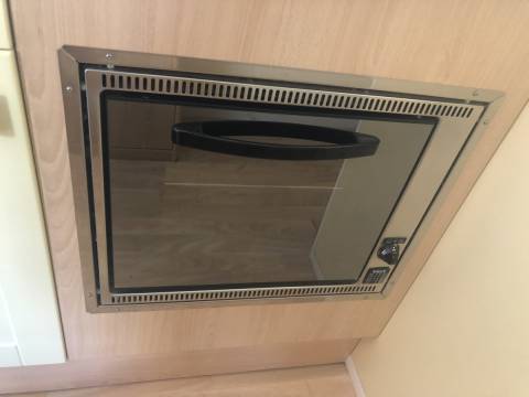 Four du mobil home d'occasion Sun Living 845L4