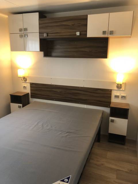 Chambre parentale du mobil home d'occasion IRM Rubis 2CH