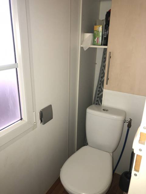 Toilette du mobil home d'occasion O'Hara O'Tiny Prestige 880 1CH