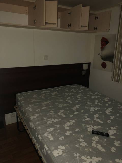 Chambre parentale du mobil home d'occasion O'Hara O'Tiny Prestige 880 1CH