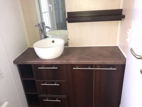 Salle de bain du mobil home d'occasion O'Hara O'Tiny Prestige 880 1CH