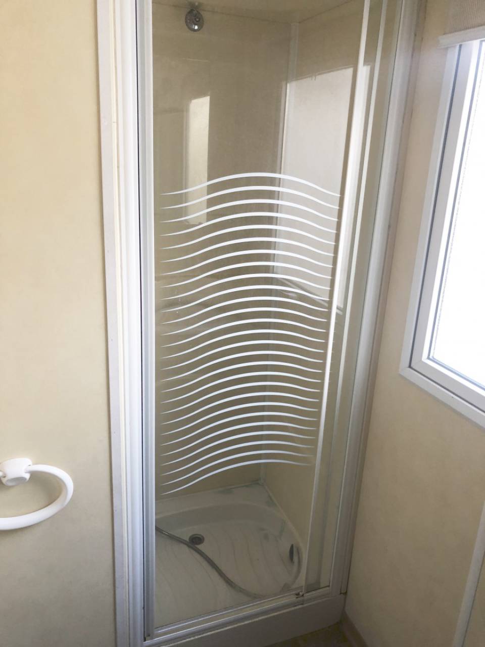 Cabine de douche du mobil home d'occasion IRM Super Mercure 2CH