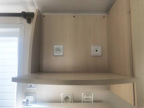 Emplacement micro-onde du mobil home d'occasion IRM Super Titania 2007