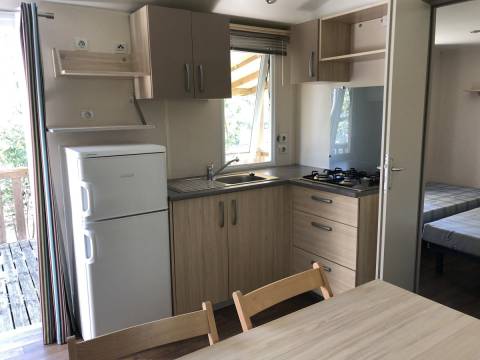 Cuisine du mobil home d'occasion IRM Super Titania 3CH 2012