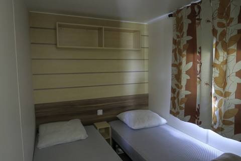 Chambre enfants du mobil home d'occasion IRM Casita 3CH 2009