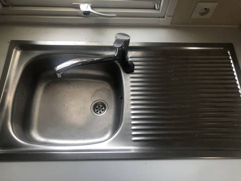 Évier inox du mobil home d'occasion O'Hara 734